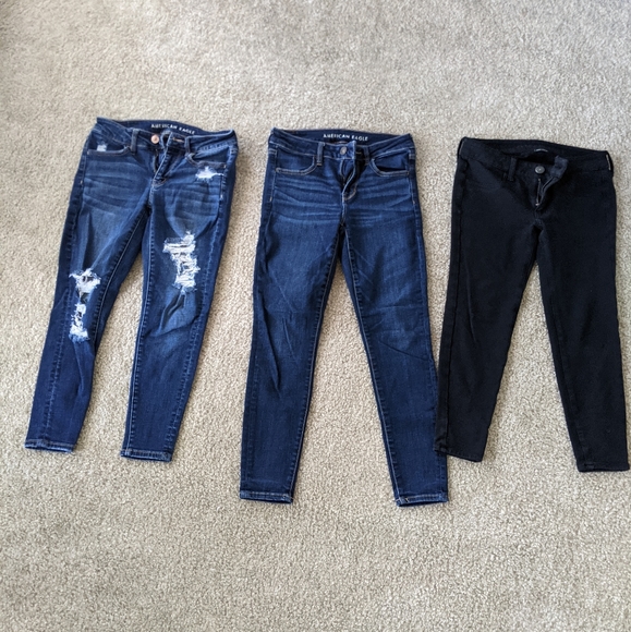 American Eagle Short and X-Short Jeans 3 pairs - Picture 1 of 7